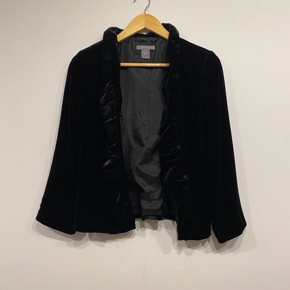 Ann Taylor Black Velvet Ruffle Dark Academia Blazer Jacket Size 4 - Picture 2 of 5